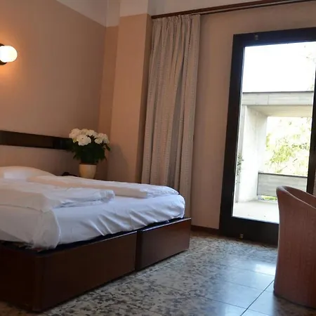 Parc Casa Mia מלון