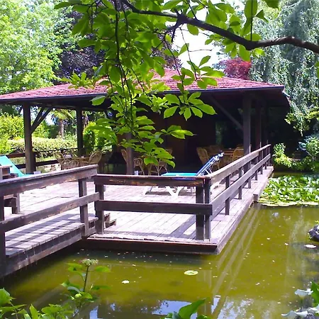 Parc Casa Mia מלון