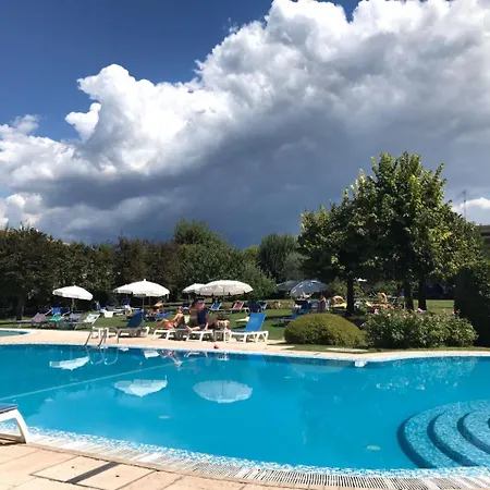 Parc Casa Mia מלון לאזיסה