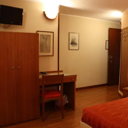 Parc Casa Mia מלון 3*