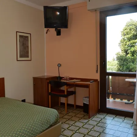 Parc Casa Mia מלון